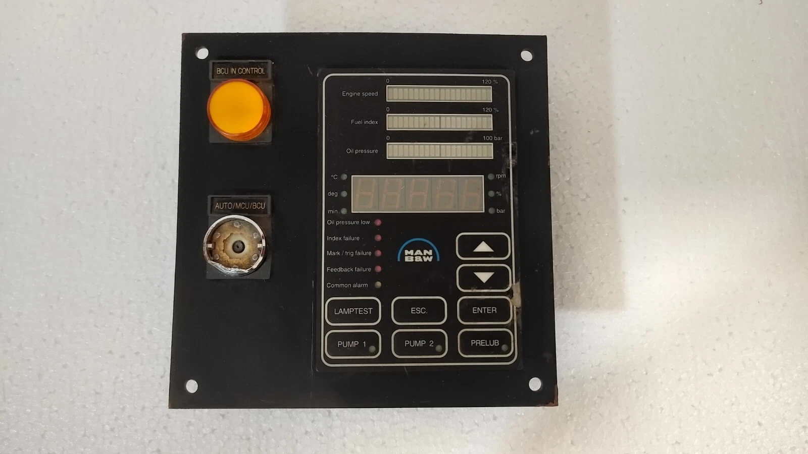 Man b&w 3171197-4 HMI Panel Rev. 1.6