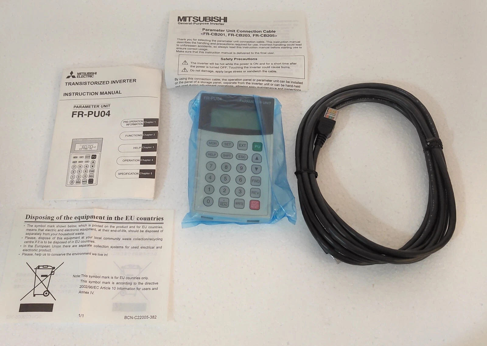MITSUBISHI FR-PU04 PARAMETER UNIT PANEL With Manual *New*