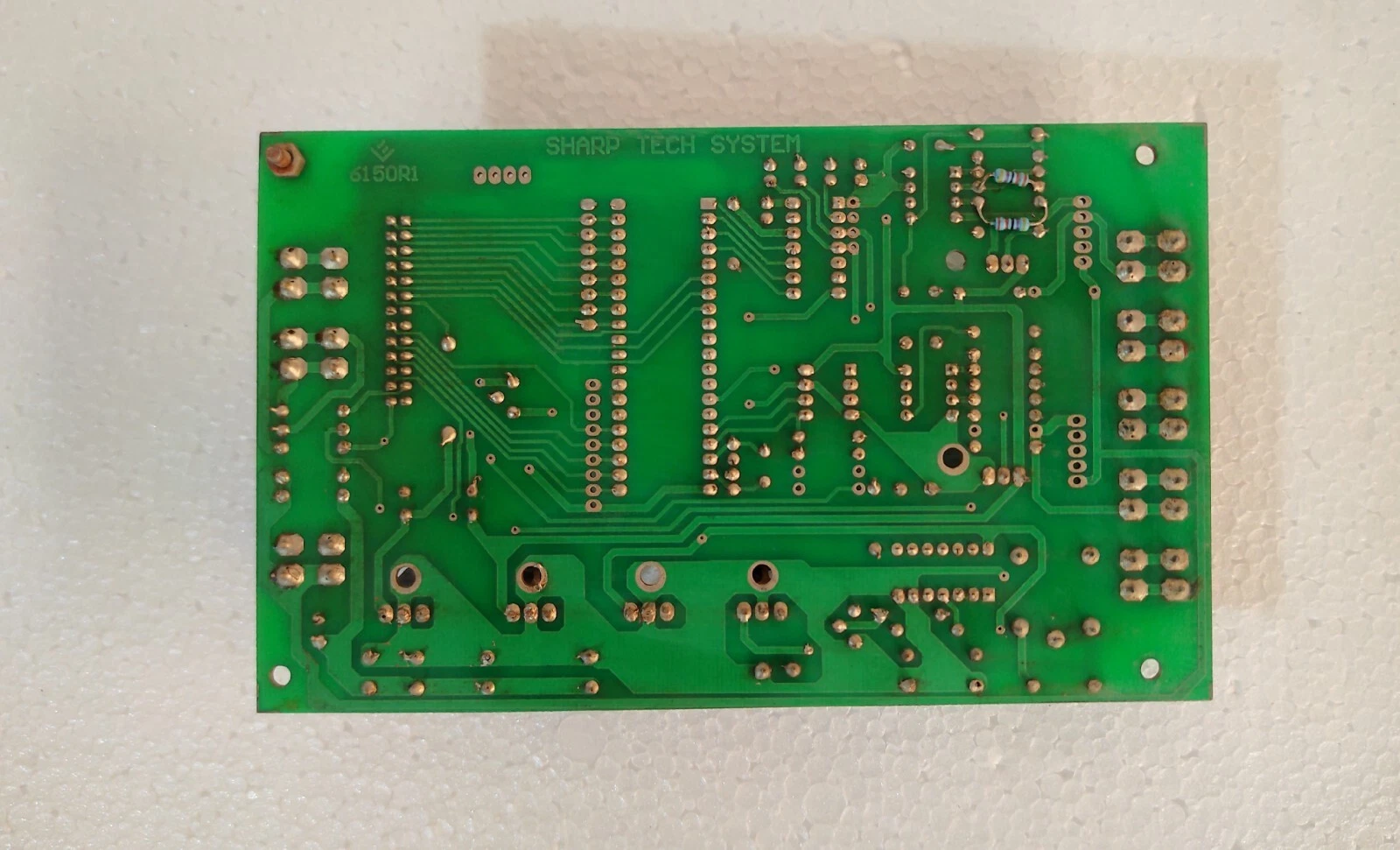 admin/uploads/uploads/sharp_tech_sys_6150r1_pcb_1.webp